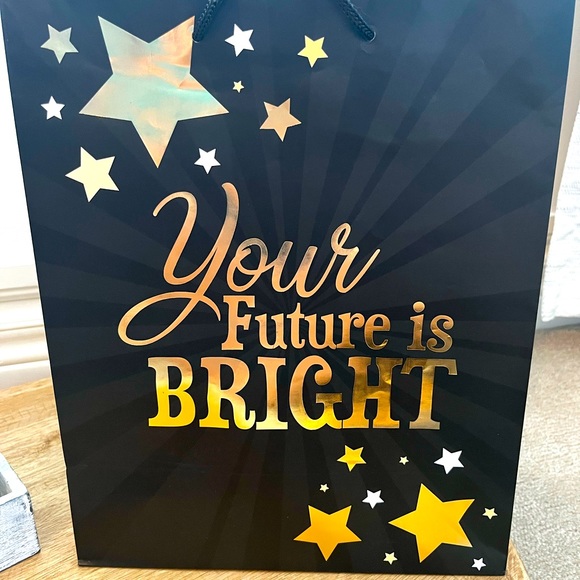 NWT - Graduation Party Package - Picture 6 of 8